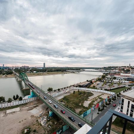 Ferienwohnung Sinfonia Lux Belgrad Exterior foto