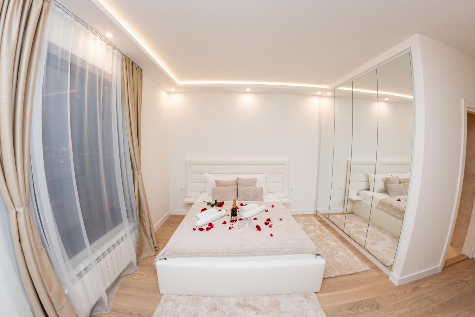 Ferienwohnung Sinfonia Lux Belgrad Exterior foto