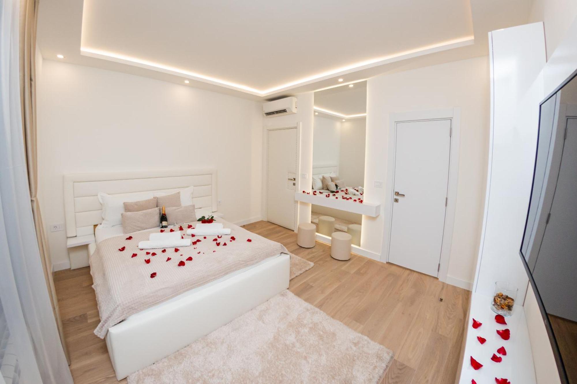 Ferienwohnung Sinfonia Lux Belgrad Exterior foto